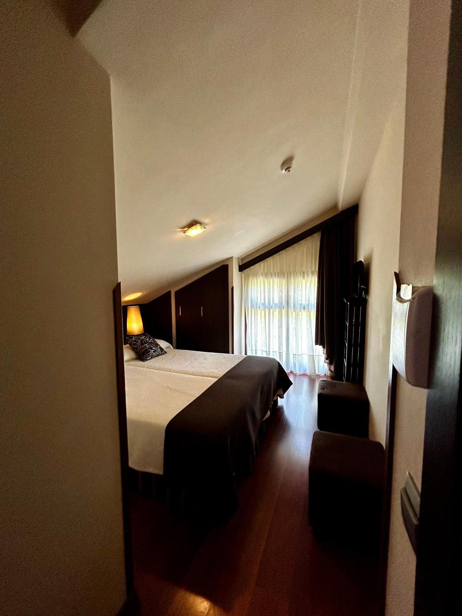 Apartamentos Rurales L'Arquera Llanes Ngoại thất bức ảnh