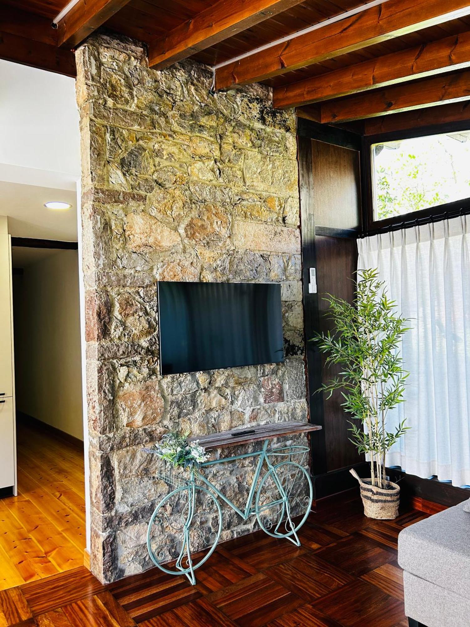 Apartamentos Rurales L'Arquera Llanes Ngoại thất bức ảnh