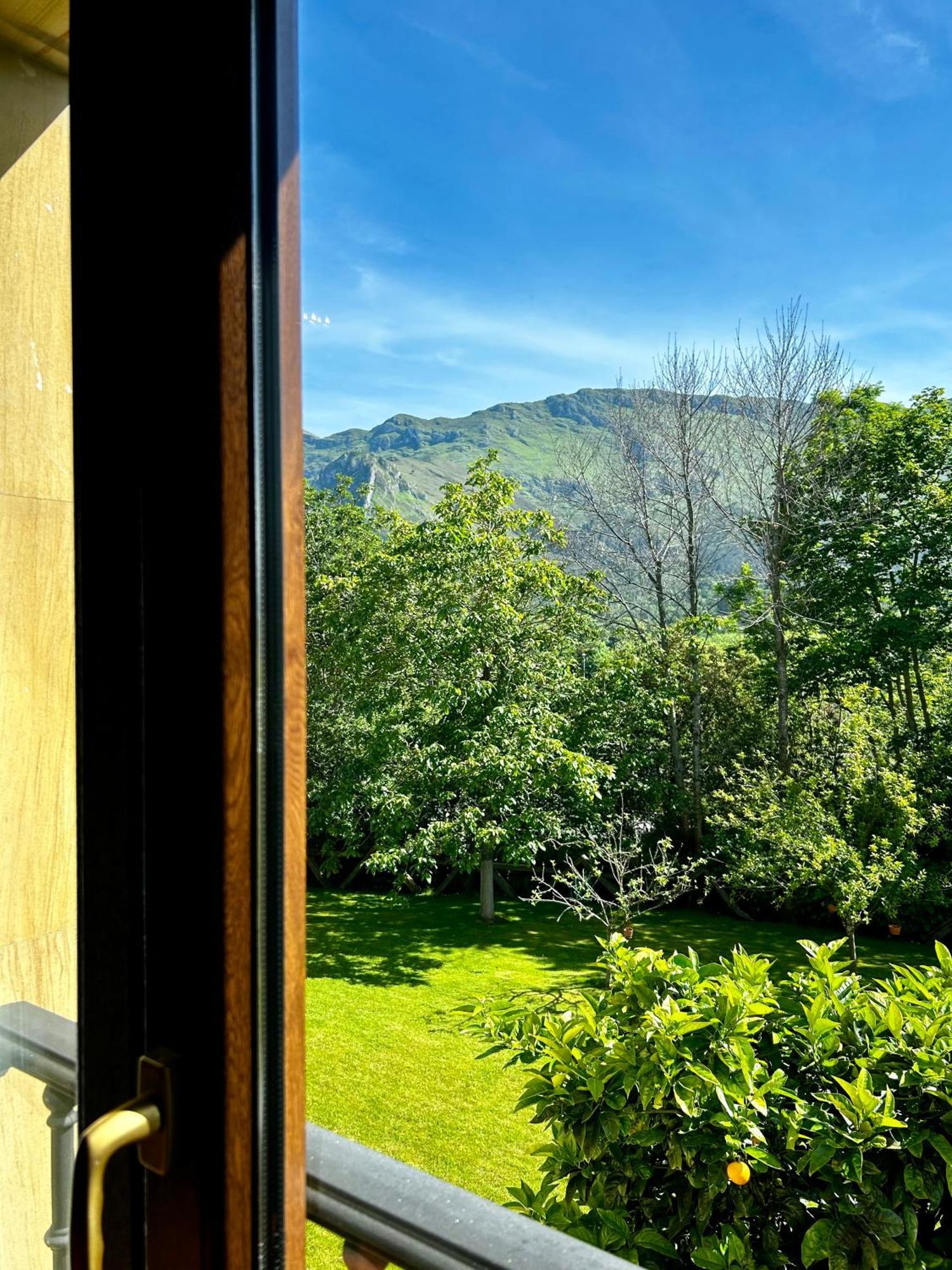 Apartamentos Rurales L'Arquera Llanes Ngoại thất bức ảnh