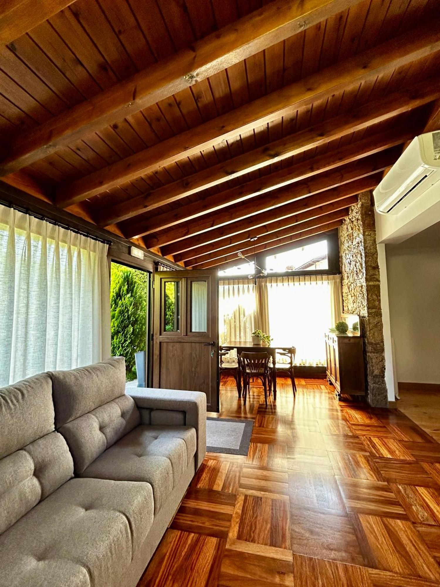 Apartamentos Rurales L'Arquera Llanes Ngoại thất bức ảnh